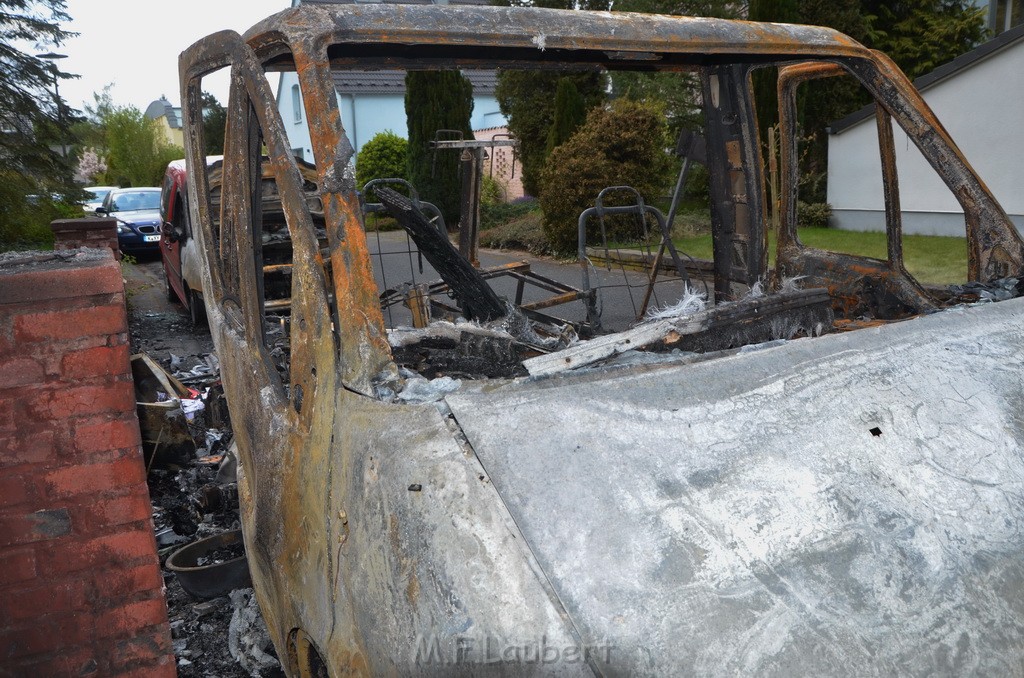 Wohnmobilbrand Koeln Rath Walhallstr P036.JPG - Miklos Laubert